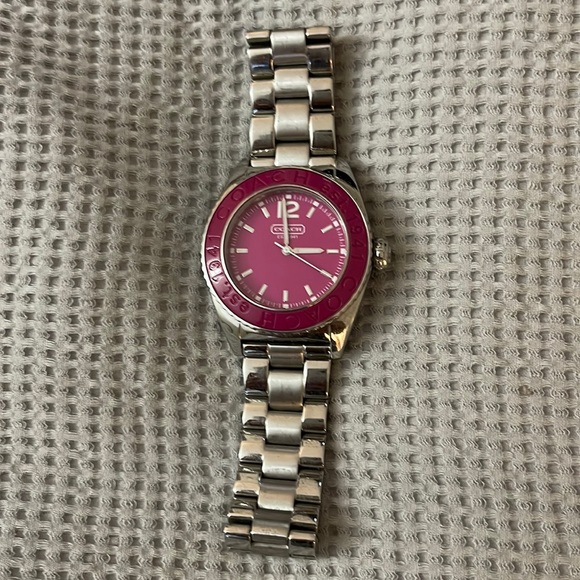 Coach Boyfriend Watch - Picture 1 of 3